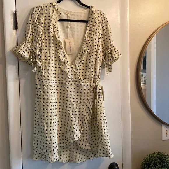 princess polly baby blue dress Polka Dot Runway Dress - Red or Brown. Love that Boho